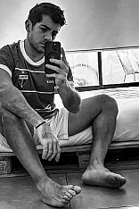 Foto #12 de Adrian