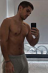 Foto #16 de Adrian