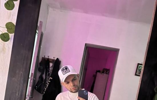Aristo Escort Masculino