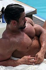 Photo #4 of El Potro