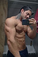 Photo #8 of El Potro