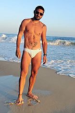 Julián Escort Masculino