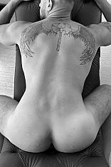 Photo #18 of Julián