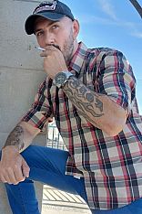 Bruno Escort Masculino