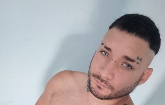 Efraín Escort Masculino