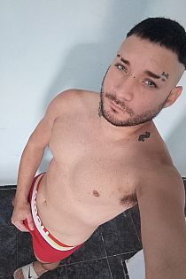 Efraín Escort Masculino