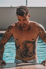 Gino Escort Masculino