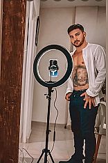 Gino Escort Masculino