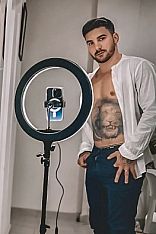 Gino Masajista masculino