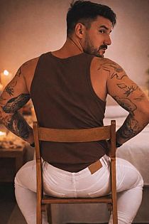 Gino Masajista masculino