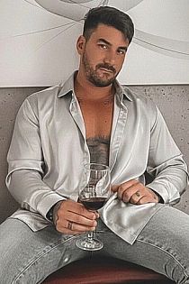 Gino Masajista masculino