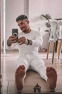 Gino Male Masseur