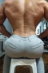 Photo #36 of Damián Fox