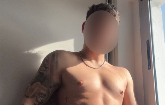 Nick Thomas Male Escort