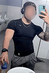 Nick Thomas Escort Masculino