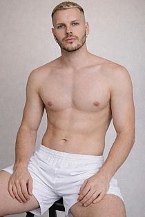 King Ivo Male Masseur