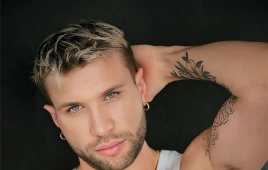 Benjamín Escort Masculino