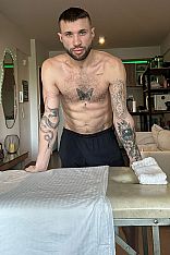 Benjamín Male Masseur