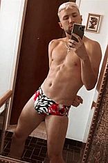 Benjamín Escort Masculino