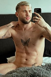 Benjamín Escort Masculino