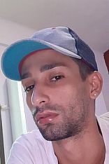 Mariano Uy Escort Masculino