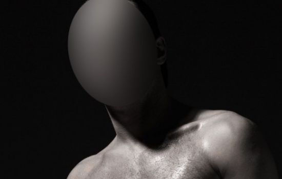 Julián Escort Masculino