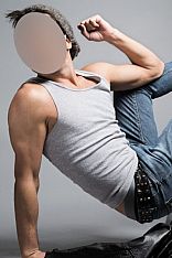 Juli Male Escort
