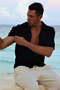 Felix Escort Masculino