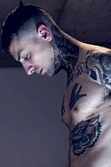 Photo #4 of Alejandro