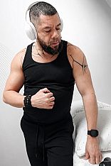 Omar Male Masseur