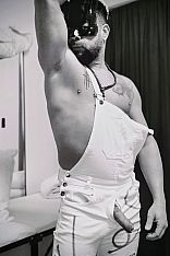 Omar Male Masseur