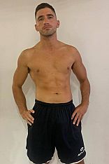 Emiliano Escort Masculino