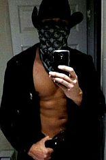 Photo #9 of Diego CL.