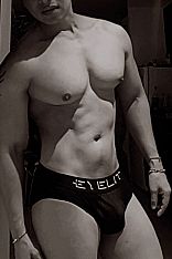 Photo #8 of Pablo De Luca