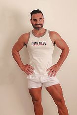 Hernán Masajista masculino