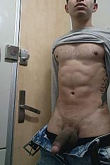 Cristian Escort Masculino