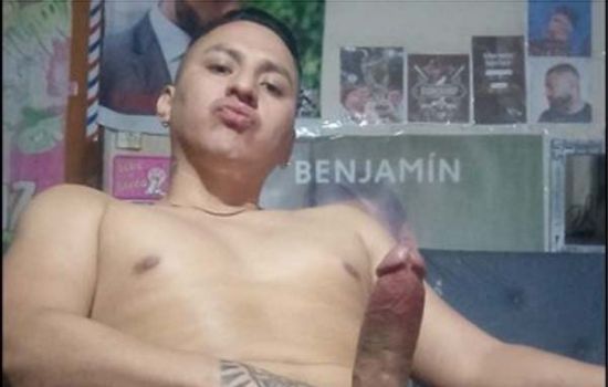 Chucky Escort Masculino