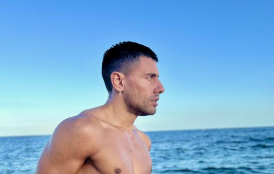 Nazareno Male Masseur