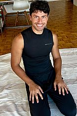 Nazareno Male Masseur