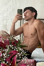 Nazareno Male Masseur