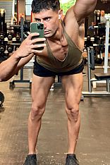 Nazareno Male Escort