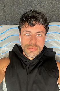 Nazareno Male Masseur