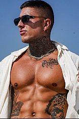 Photo #9 of Prohibido