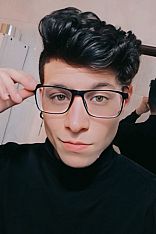 Jonas Escort Masculino