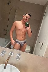 Photo #16 of Misionero Hot