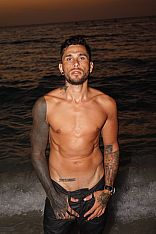 Francis Escort Masculino