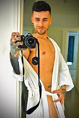 Francis Escort Masculino