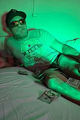 Ciervo Escort Masculino