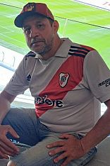 Ciervo Escort Masculino