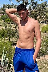 Twink Ginger y Lucca Escort Masculino